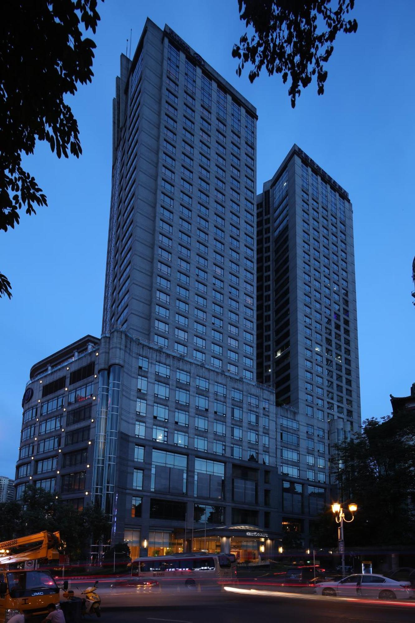 Hilton Chongqing Hotel Esterno foto